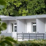 Relais De L'aérodrome Hotel 3*