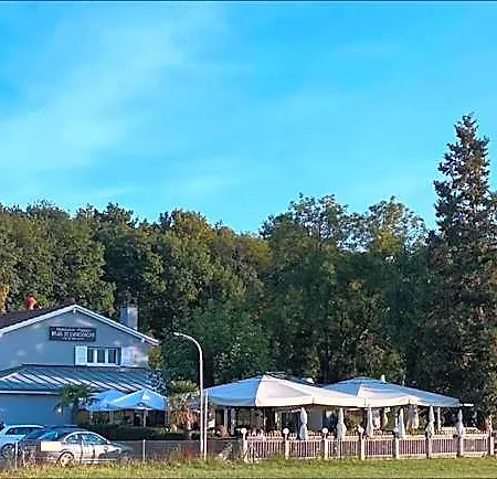 Relais De L'aerodrome