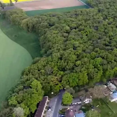 Relais De L'aerodrome 3* Пранжен