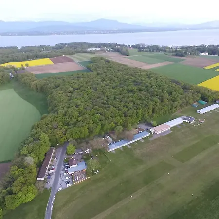 Relais De L'aérodrome 3*