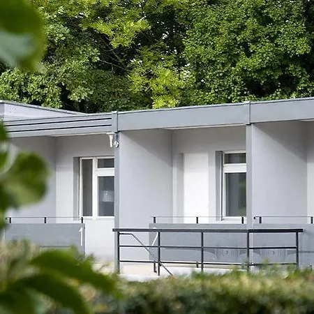 Relais De L'aérodrome Hotel 3*