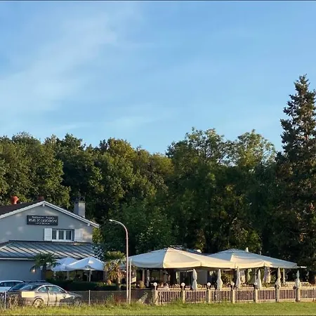 Relais De L'aerodrome Szálloda