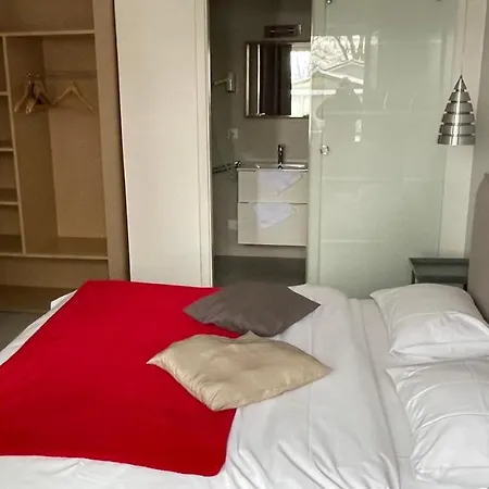 Hotel Relais De L'aerodrome 3*