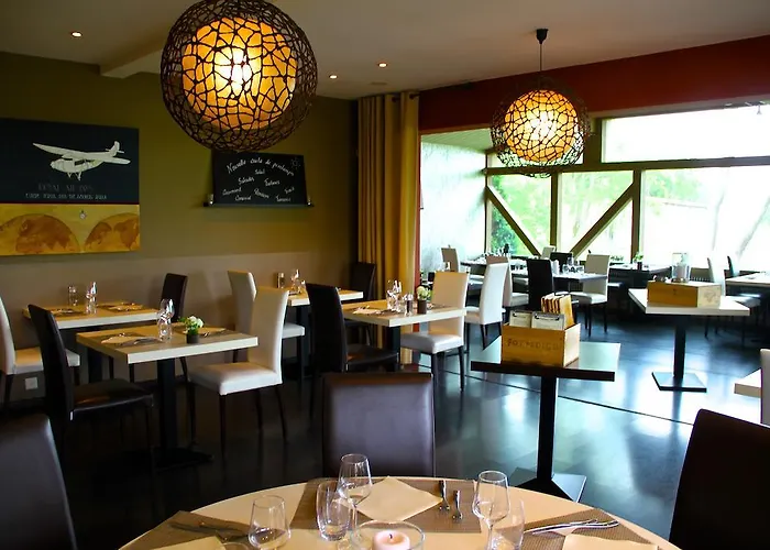 Relais De L'aerodrome Prangins