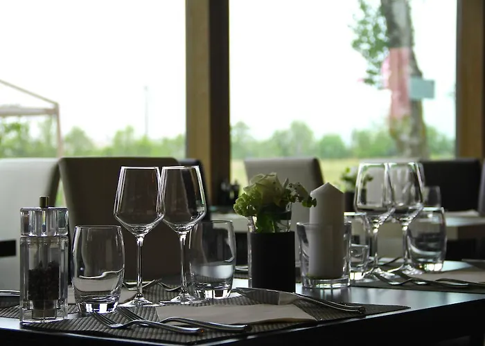 Szálloda Relais De L'aerodrome